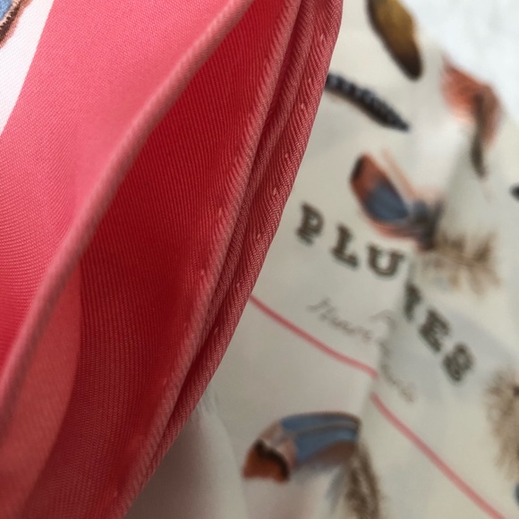 —Vintage—Mint condition Hermes silk scarf—plumes— - Picture 2 of 7